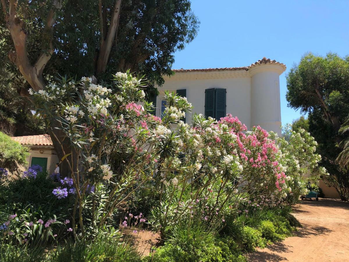 ホテル Le Manoir De ポール・クロ エクステリア 写真